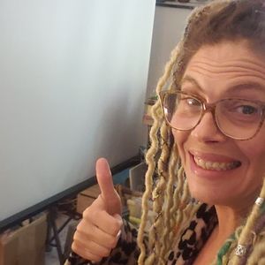 Meet your Posher, Monica